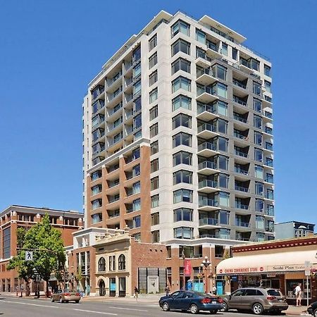 Modern 2 Bedroom Ocean Views Victoria Downtown Free Parking Exterior foto